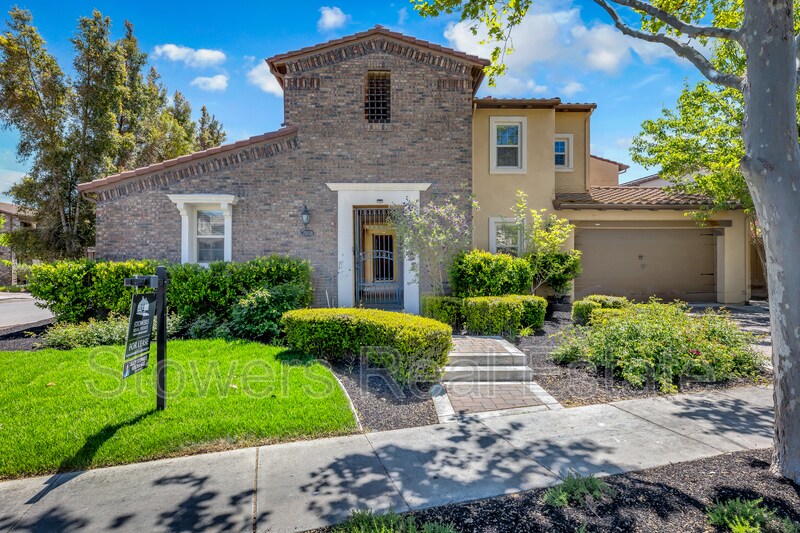 Primary Photo - 7898 Kennard Ln