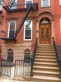 Building Photo - 16 Madison Ave