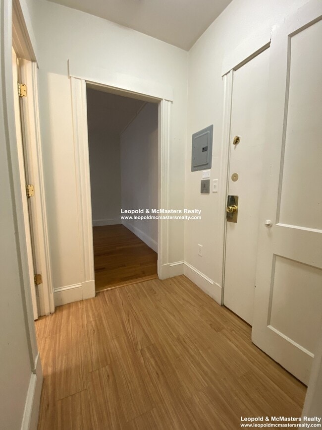 Building Photo - 1195 Boylston St