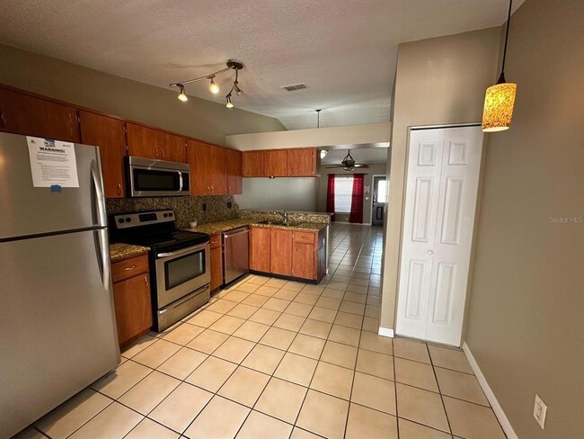 Foto del edificio - 1715 Oak Branch Ct