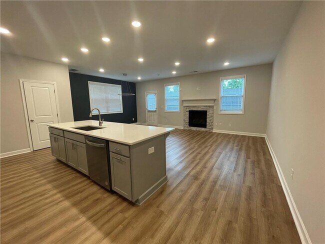 Building Photo - 3615 Silvery Wy