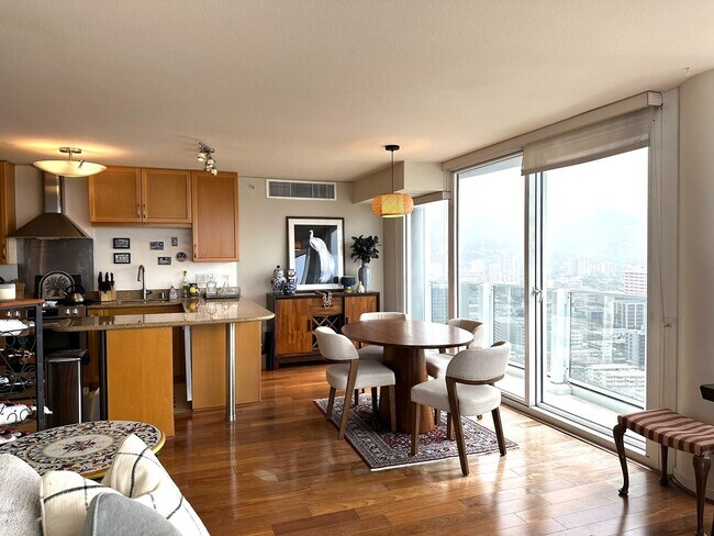 Foto del edificio - Moana Pacific East Tower 3BR/2BA/2PK