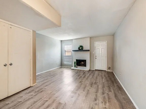 Foto del edificio - 7500 Chapin Rd