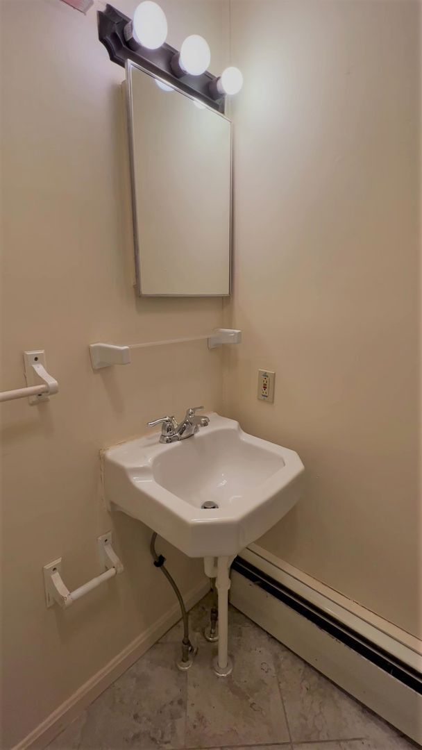 Building Photo - 359 St Paul St