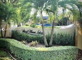 Foto principal - 7480 Miami Lakes Dr