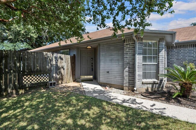 Foto del edificio - 18103 Gravenhurst Ln
