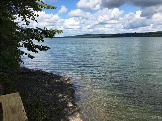 Building Photo - 1806 Upper Burma Rd