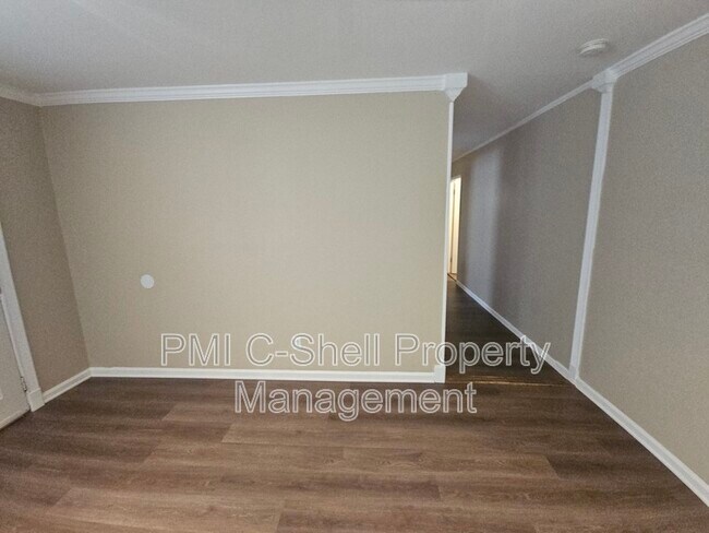 Foto del edificio - 913 Gordon Ave