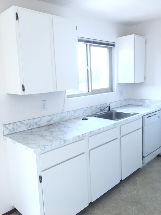 Primary Photo - 8541 Phinney Ave N
