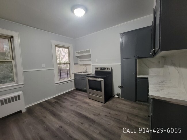 Foto del edificio - 160 Waverly St