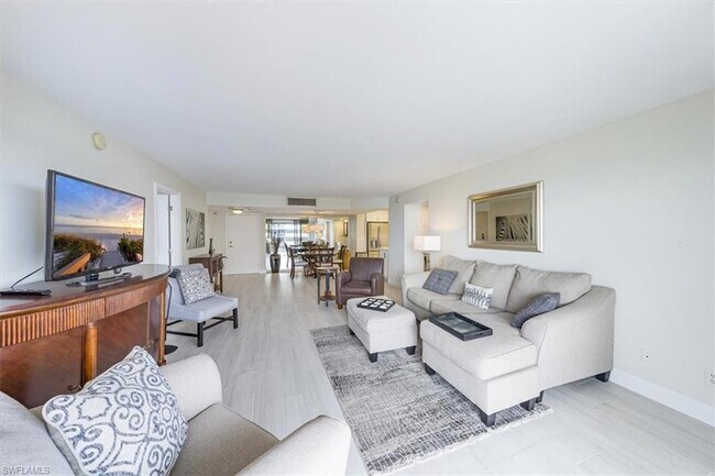 Foto del edificio - 4005 Gulf Shore Blvd N