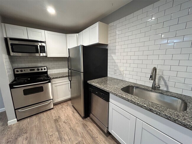 Foto del edificio - 2810 Beauchamp St