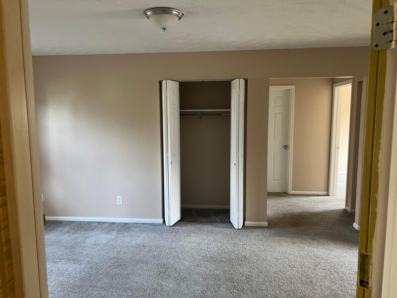 2633 South St Warren, OH 44483 – photo 4