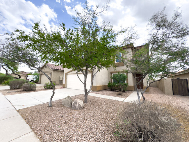 Building Photo - 4Bed/2.5Bath House in Cave Creek! $399 MOV...