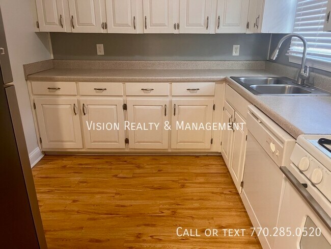 Foto del edificio - Hidden Creek