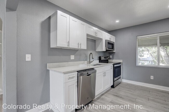 Building Photo - 4 br, 2 bath House - 5355 Newton St