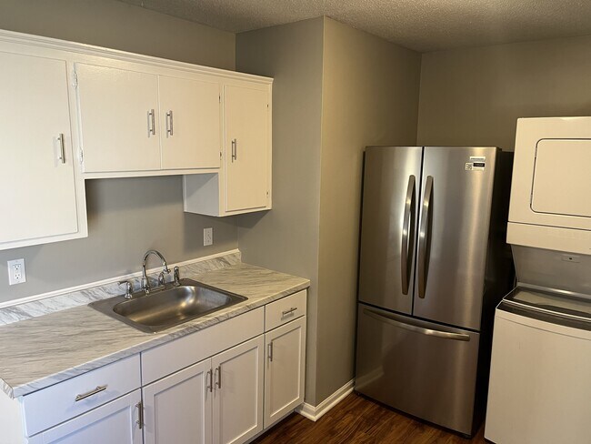 Electrodomésticos nuevos - 2034 NW 51st St