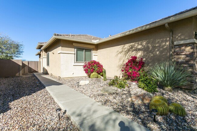 Building Photo - 40314 N Bell Meadow Trail