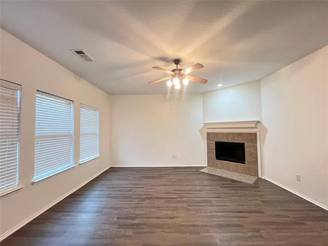 Building Photo - 3209 Hoover Dr