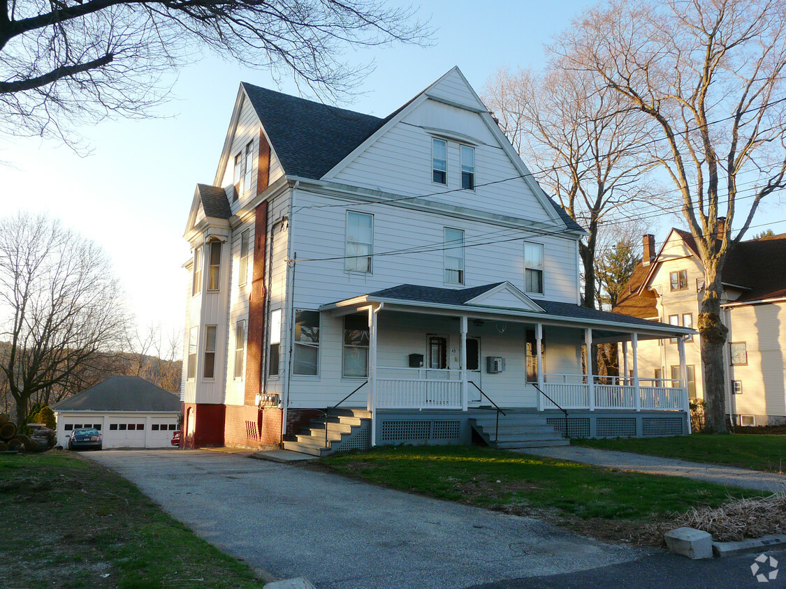 Foto del edificio - 49 Atwater Ave