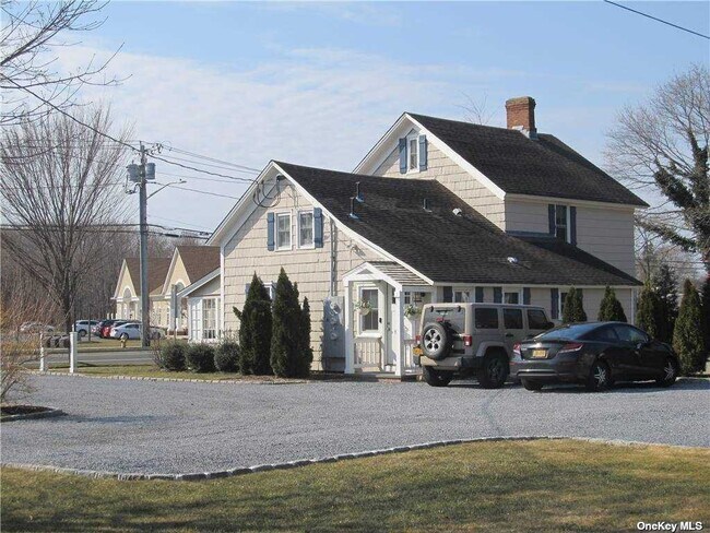 Off Street Parking - 591 Main St