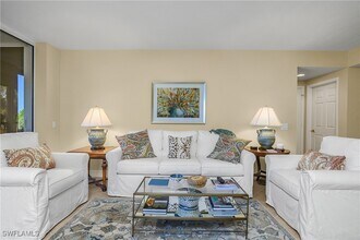 Building Photo - 7225 Pelican Bay Blvd