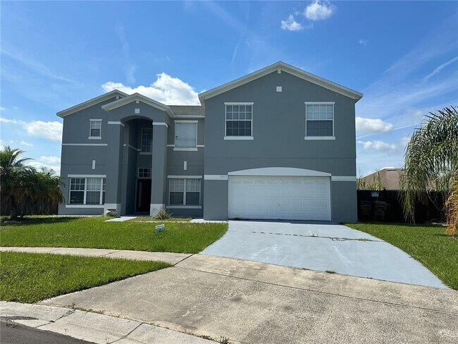 Foto del edificio - 2423 Willow Tree Ln