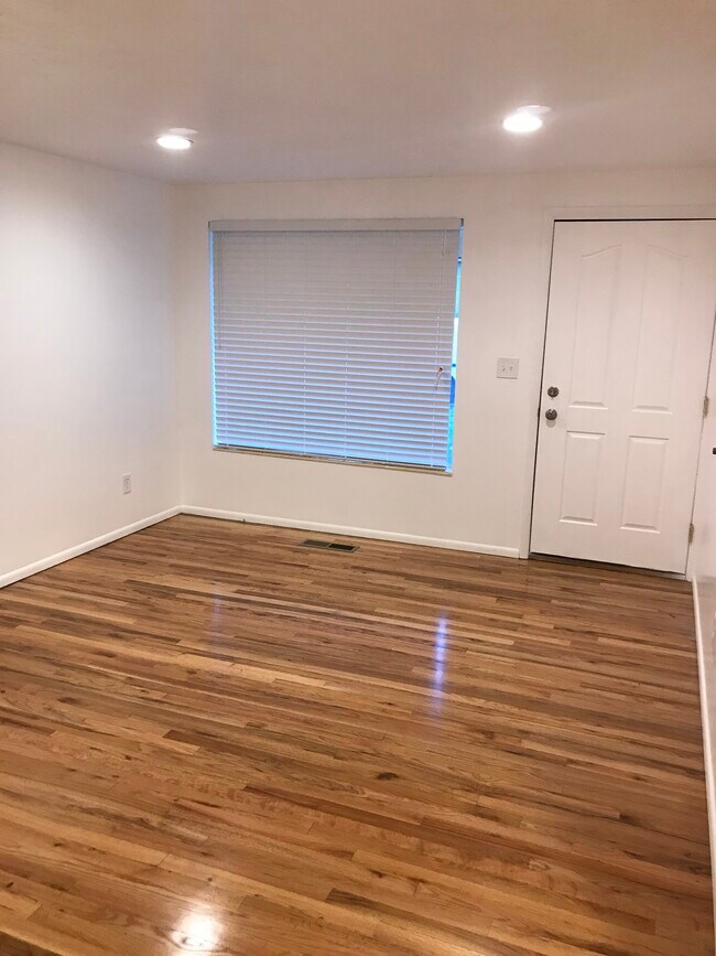 Front Room - 36 W 1500 S