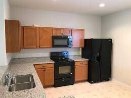 Foto del edificio - 250 Provence Pl