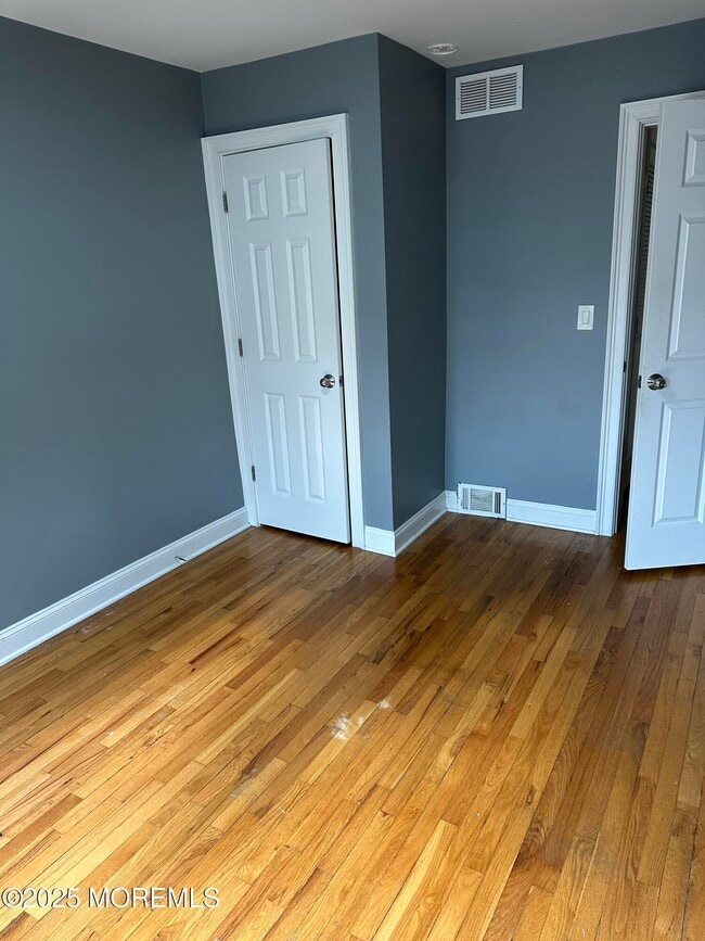 Foto del edificio - 31 Cedar Ave