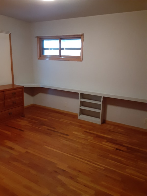 Building Photo - 544 Normandy Way