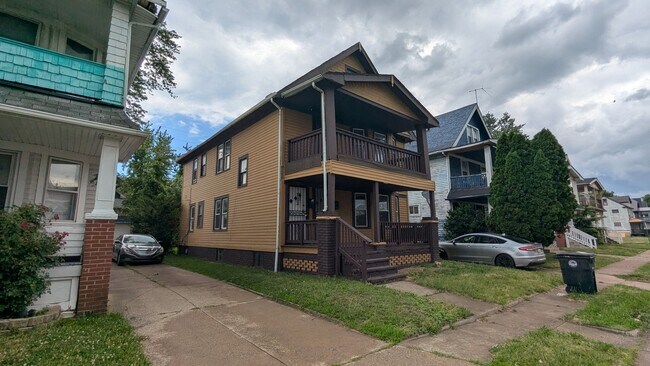 Building Photo - 12521-12523 Locke Ave