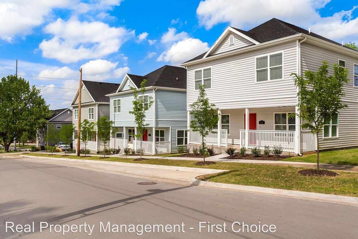Foto principal - 660 Whitham Ave