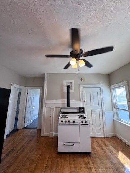 Foto del edificio - 52 Canton St