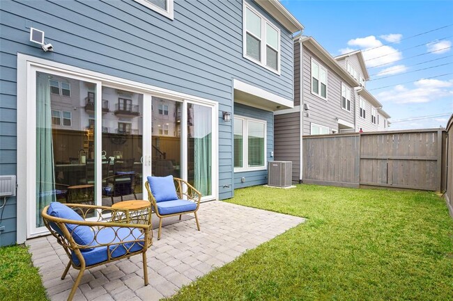 Building Photo - 1411 Biondo Way