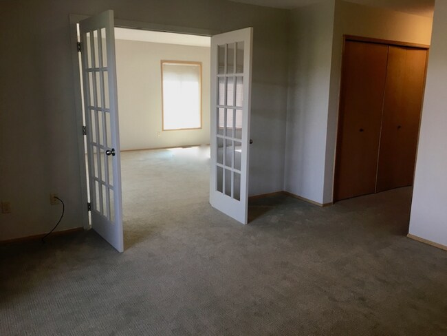 Building Photo - 1250 Northwind Cir