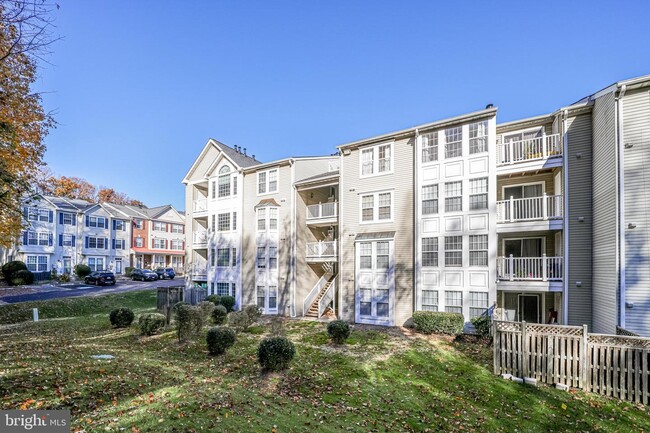 Building Photo - 9220 Cardinal Forest Ln