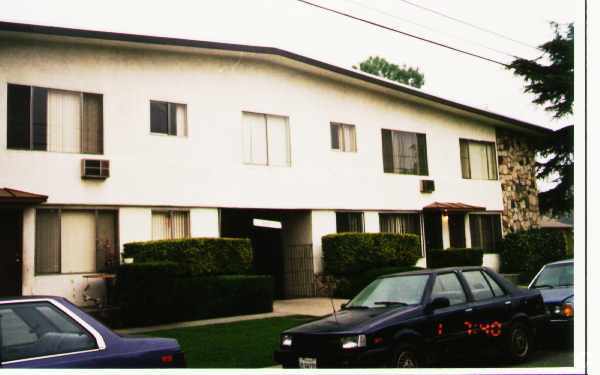 Primary Photo - 3457 Belcroft Ave