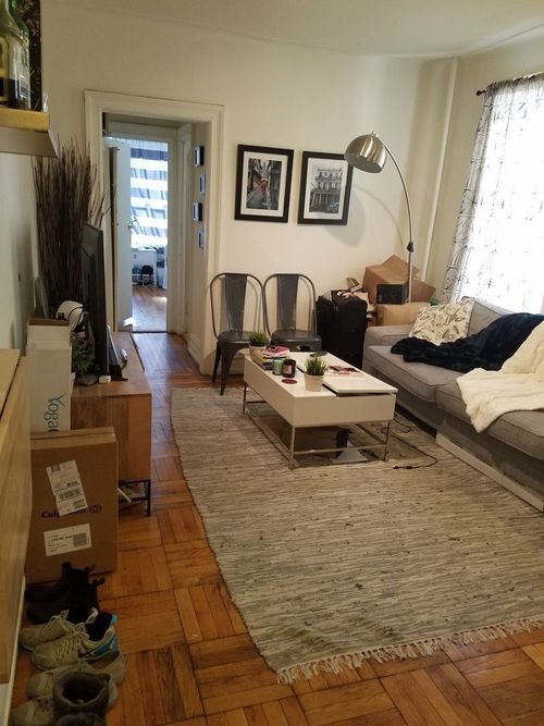 Foto principal - 111 W 16th St