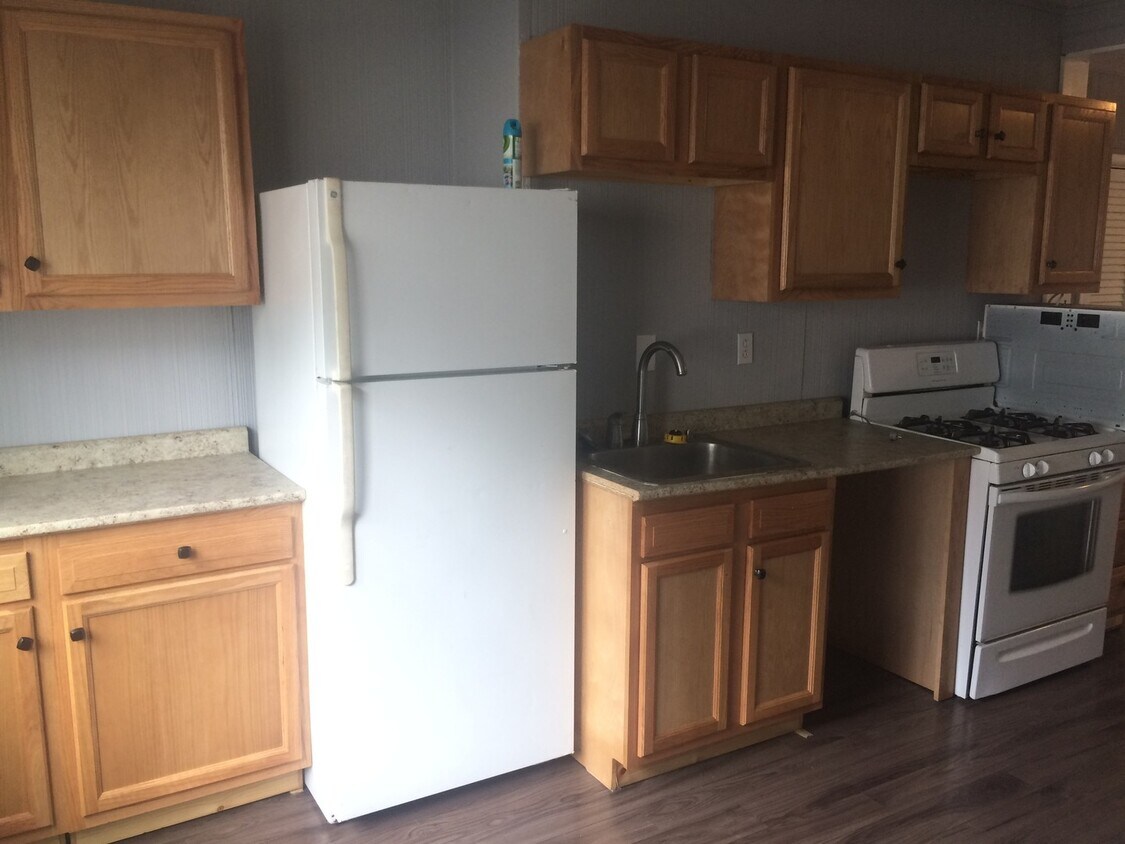 Primary Photo - Troy Hill - 2 BR Single Family House Troy ...
