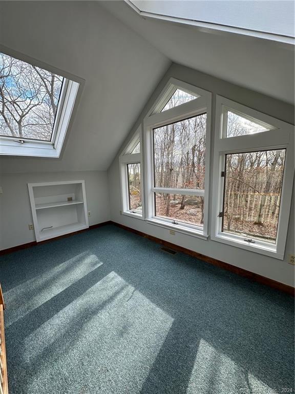 Building Photo - 133 Hazelnut Hill Rd
