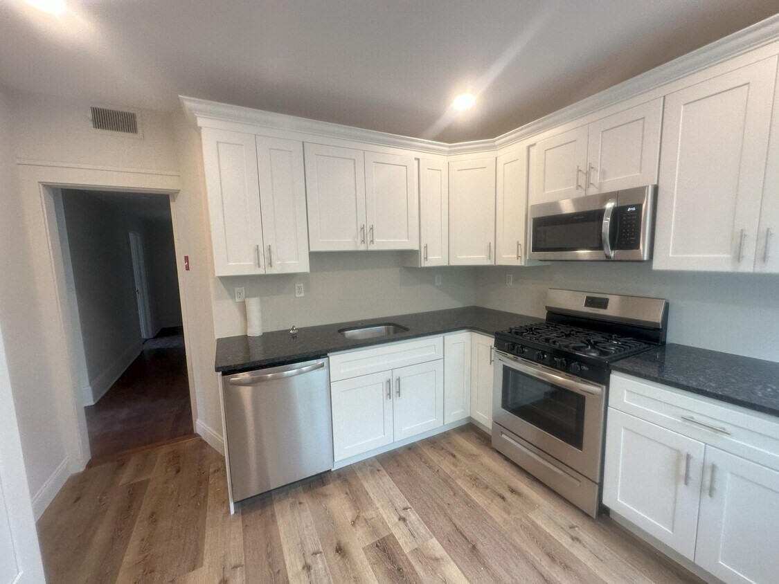 454 Main St Unit A, Islip, NY 11751 Apartments in Islip, NY