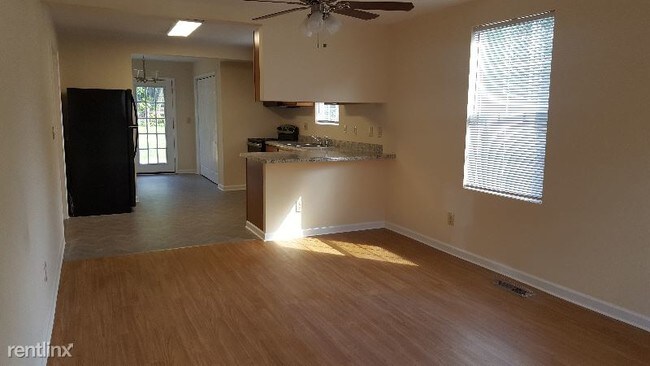 Foto del edificio - 2 br, 1 bath House - 133 West Watt Street