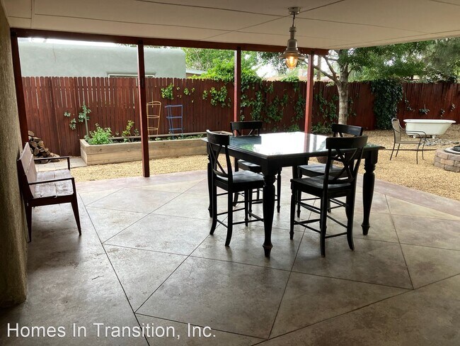 Building Photo - 3 br, 2 bath House - 8011 Princess Jeanne ...