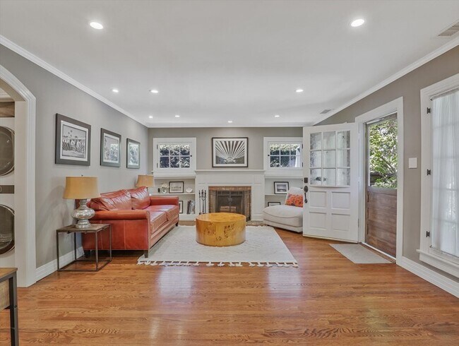 Foto del edificio - A furnished serene oasis