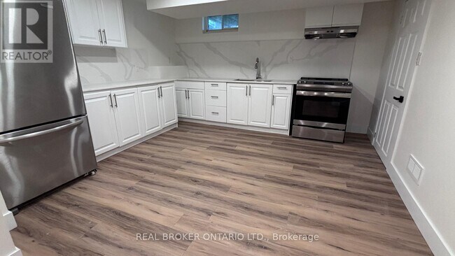 Photo du bâtiment - 767 Gaspe Ave