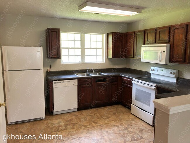 Foto del edificio - 3 br, 2.5 bath House - 156 Evergreen Dr