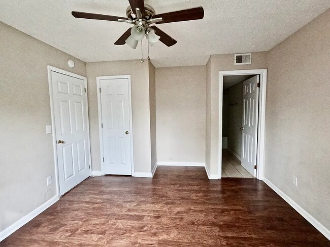 Foto del edificio - 3555 SC-544