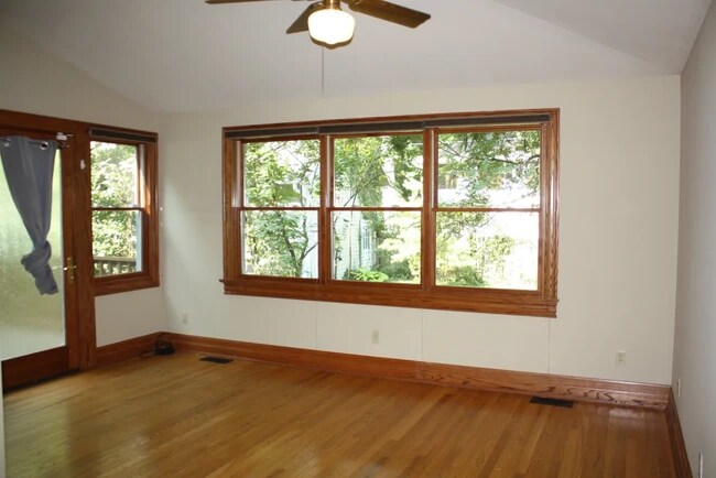 Foto del edificio - 801 N Lincoln St