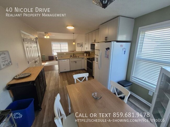 Building Photo - 40 Nicole Dr